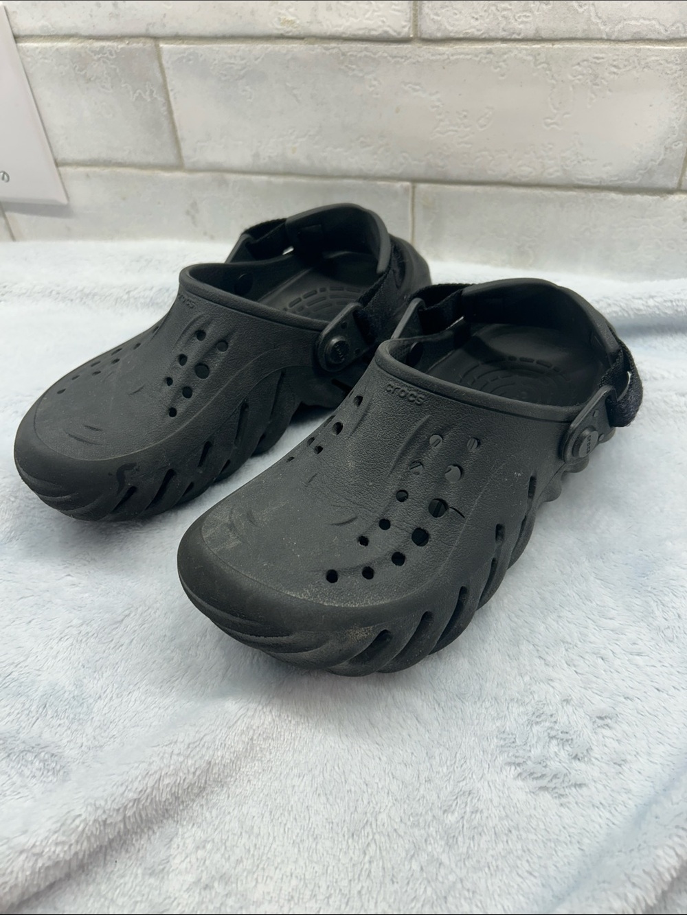 CROCS Black Vented Comfort Clogs with Heel Strap